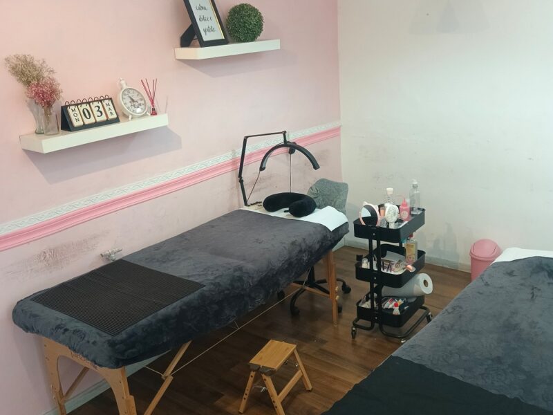 Qué Pestañas - Salón de Extensiones de Pestañas