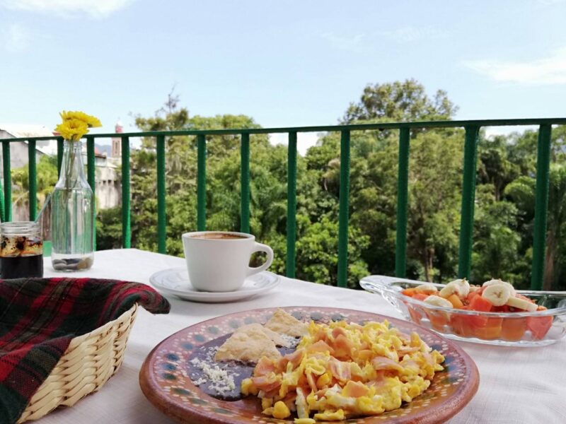 Kaffe Real - Terraza Café & Restaurante con Música en Vivo