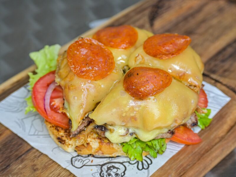 BURGER VIC - Hamburguesas, Alitas, Hot Dogs, Sincronizadas y mucho más.