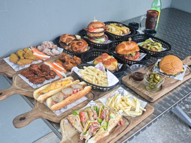 BURGER VIC - Hamburguesas, Alitas, Hot Dogs, Sincronizadas y mucho más.
